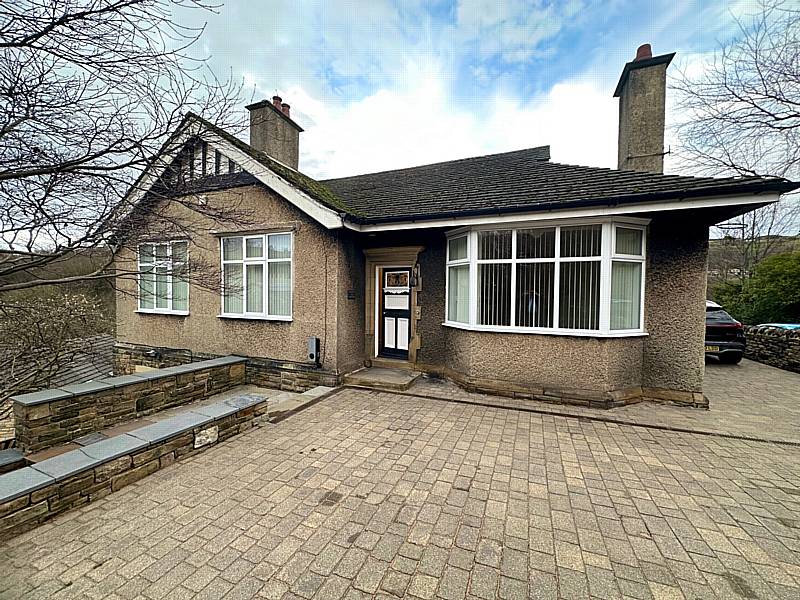 39 Crossley Hill, Salterhebble