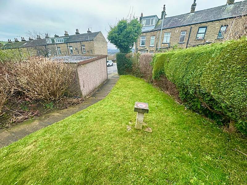 22 Overdale Mount, Bairstow Lane, Sowerby Bridge